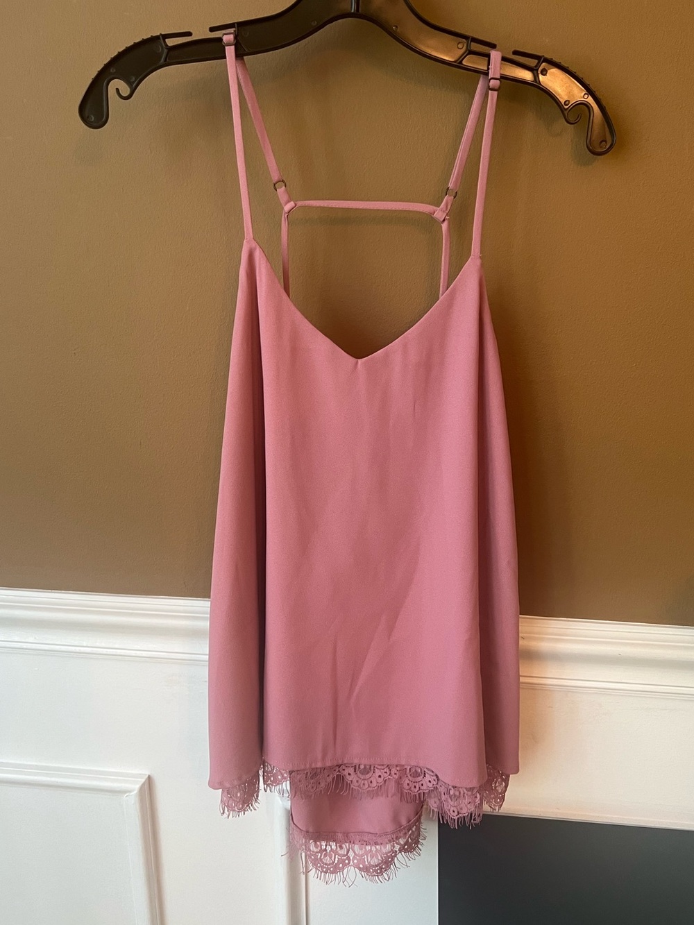 one clothing Pink Lace-Trim Cami Top Size M Y2K Cocktail Summer Casual Festival